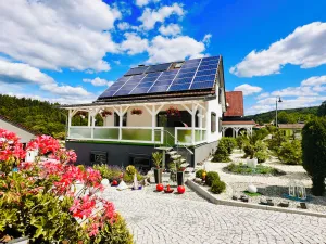 Image of Nestled between Rennsteig and the UNESCO Biosphere Reserve Thuringian Forest