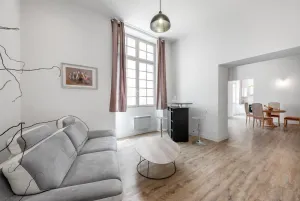 Image of Bright spacious well-equipped apartment