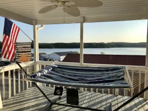 Image of Lakeview Cottage- Amazing views in Badin Shores
