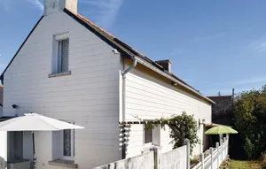 Image of Nice home in Lanmodez with kitchen