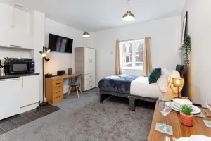Image of City Centre Studio 3 with Kitchenette, Free Wifi and Smart TV with Netflix by Yoko Property