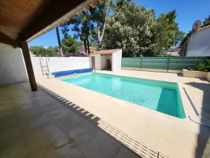 Image of Magnificent villa with swimming pool in La Palmyre