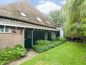 Image of Farmhouse in t Zand near town center