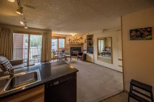 Image of Modern studio ski-in\/ski-out access mountain views
