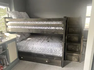 Image of Quiet Family Friendly Home Close to Magic Mountain