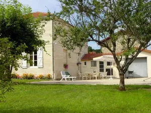 Image of Charming Historic Cottage: Canal Proximity, Private Fishing, Cycling, Near Lac du Der