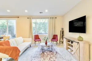 Image of Luxe Private Getaway Near Coyote Hills Park!