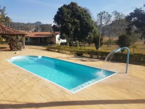 Image of BEAUTIFUL WOODED ESTATE, WITH ASPHALT AT THE DOOR, CARETAKER AND SWIMMING POOL.