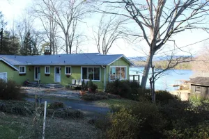Image of North Point Lakefront Retreat - Private Dock w\/ boatslip