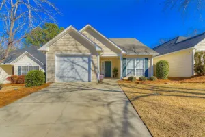 Image of Charm on Clouser 3BR-3 BA