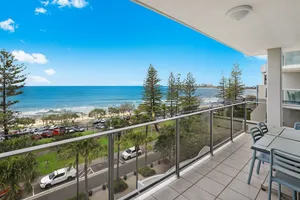 Image of BEACH FRONT MOOLOOLABA