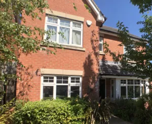 Image of Banbury sleeps 10, easy access to Silverstone, NEC, Blenheim, Oxford & Stratford