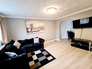 Image of Luxury 3bed Hse Nr Excel.clean.wifi.free Parking