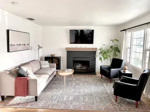 Image of Charming-Land Park-3 bdrm home-mins to downtown