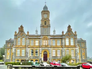 Image of Luxury Apartment in Grade II listed building