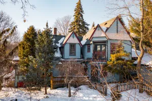 Image of Modern Victorian on private secluded lot, spectacular views, centrally located!