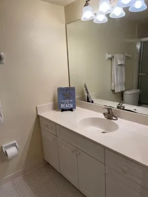 Image of unit amenities on golf course, access to private ocean beach,10 tennis courts. ,