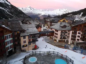 Image of ARC 1950 Appartement de Standing rénové avec vue sur le Mont Blanc - Paradiski 5 Cristaux