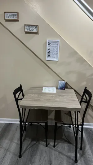 Image of Small apartment for rent. This area has quick access to Harrisburg City events.