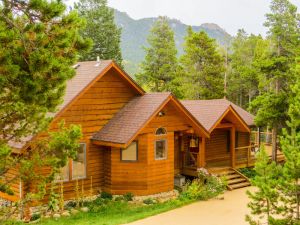 Image of Log Home with Mountain Views and Hot Tub on 2 Acres