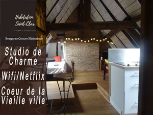 Image of Charming studio \"Le Colombier\" - Habitation Saint-Clar Historic Center - WIFI \/ Netflix