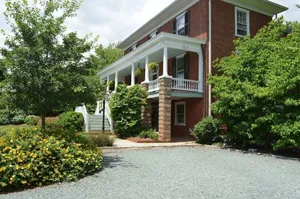 Image of Enderly - c1859 - English Basement Apartment