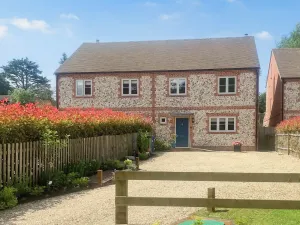 Image of 4 bedroom accommodation in Frieth, near Henley-on-Thames