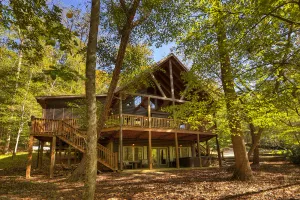 Image of Riverfront, loud rapids, screen porch-River's Echo (neighboring Rapids' Echo