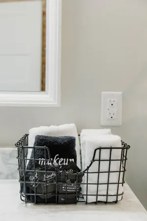 Image of The Eleanor- Modern Downtown 2 Bedroom Apartment