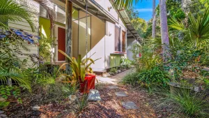 Image of 2 Naiad Court Rainbow Shores. Walk to beach. Pets welcome. Wifi