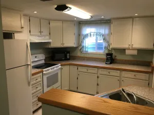 Image of Cool ‘n Calm - A newly renovated basement house