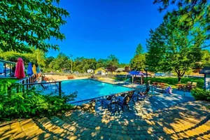 Image of NEW! Cozy & Secluded House w/Deck - Near Yosemite!