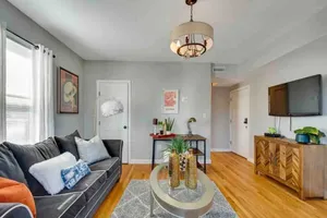 Image of Comfy & Cozy 2nd level condo walk to MBTA mins to Downtown Boston