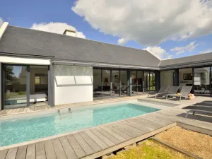 Image of Stunning private villa for 8 guests with private pool, WIFI, TV, terrace and parking