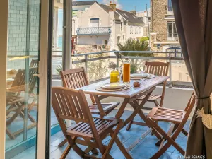 Image of T1 bis Larmor-Plage, accès plage, 4 pers, WiFi - FR-1-349-181