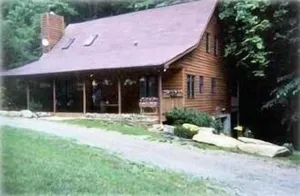 Image of Beautiful Mountain Cabin on Bold Mountain Creek only 5 minutes from Dillsboro NC