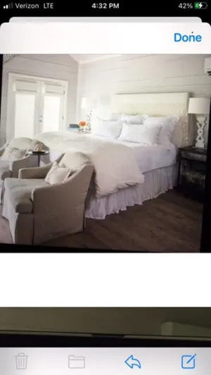 Image of Cozy and comfortable one bedroom with kitchen and with pasture view.