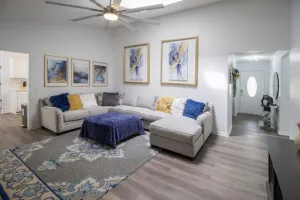 Image of Yellow Door Lodge!
