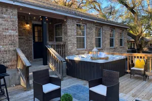 Image of Luxury Hot Tub Near San Antonio- 6 Bds- private!!