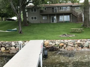 Image of Sandy beach, level lot, 4BR 2BA, 110' shore, 2-miles to Alexandria-License #1802