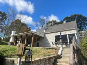 Image of Beautiful Hocking Hills\/Lake Logan vacation home