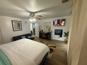 Image of Cozy Room apartment in a quiet neighborhood wt King Size bed, Wifi n' smart Tv