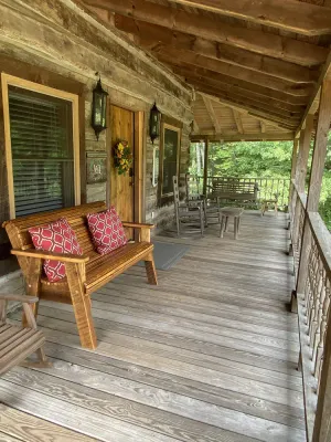 Image of Arbor Lane Cabin - authentic & charming tucked away cabin, yet near it all.