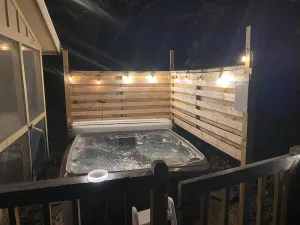 Image of Pocono Mountain Home , Hot Tub- 1 Mile To Skiing!