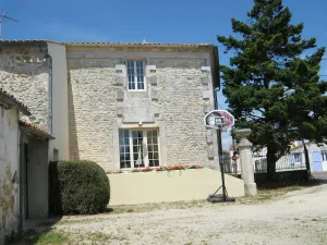 Image of Saint-Just-Luzac -Charente Maritime Gîte - Self Catering Rental for 5 people