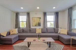 Image of Newly Renovated Cottage Minutes From Downtown!