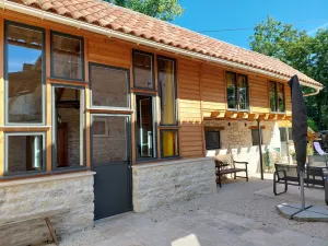 Image of Air-conditioned vacation home in the countryside with shared pool - 3 stars