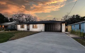 Image of Fresh clean luxurious, Galveston beach close, kemah shopping and more