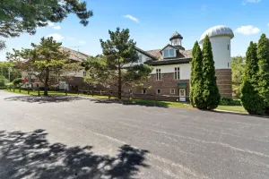 Image of Historic Hayloft Lodge |Year-Round Activities |Short Drive to Beach, Dwntwn, Pumpkin Patch & Zipline