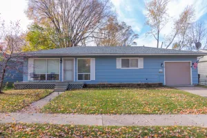 Image of Updated 5 bedroom ranch w\/fenced in yard and 100\"+ projector near downtown!